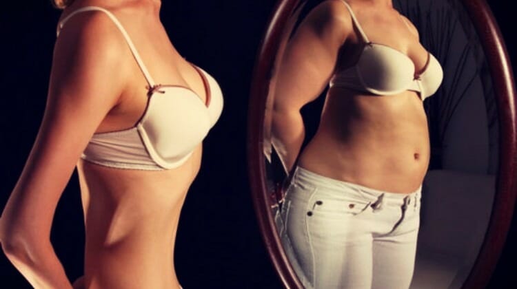 Sintomas relacionados a la anorexia