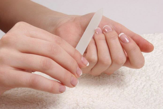 Limarse las uñas