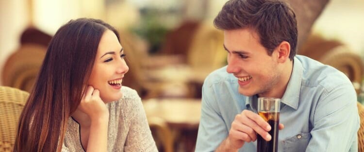 Habla con otras personas