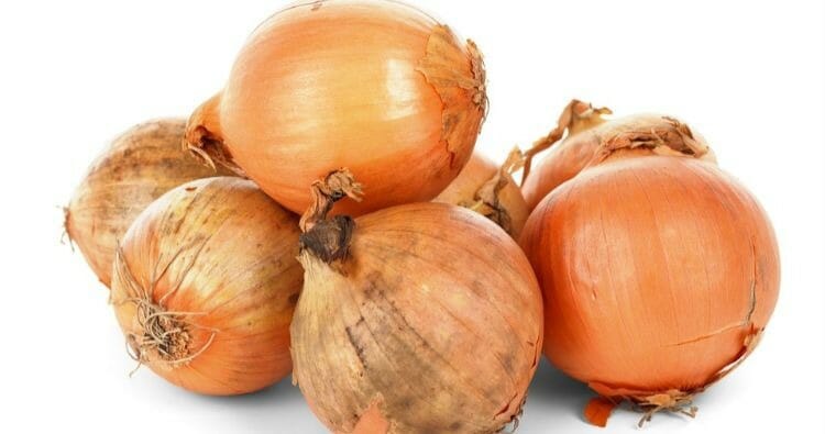 Cebolla, un remedio muy efectivo para la faringitis