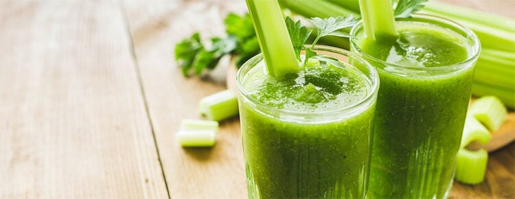 Jugo para bajar de peso de apio