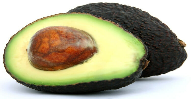 Aguacate mascarilla para que el pelo crezca más rápido