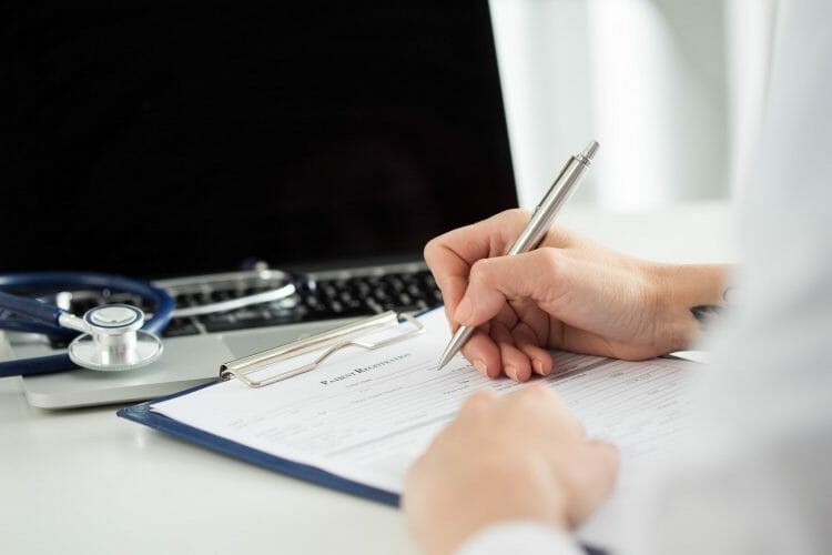 Renovación del seguro de salud en España: Todo lo que debes saber al respecto