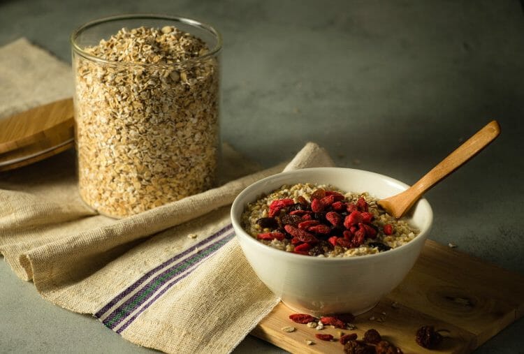 Beneficios de la avena, propiedades y formas de tomarla
