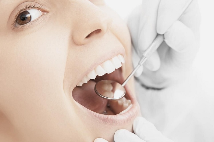 Colocación de implantes