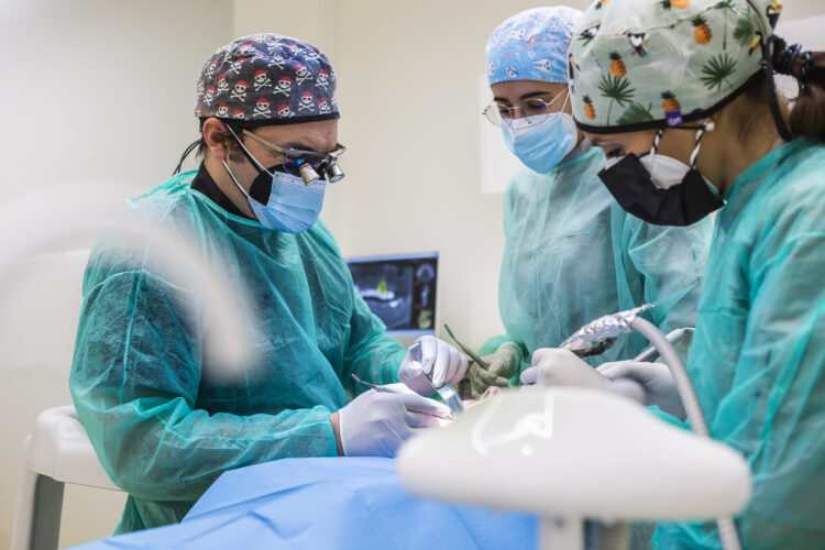 Implantes dentales en Córdoba