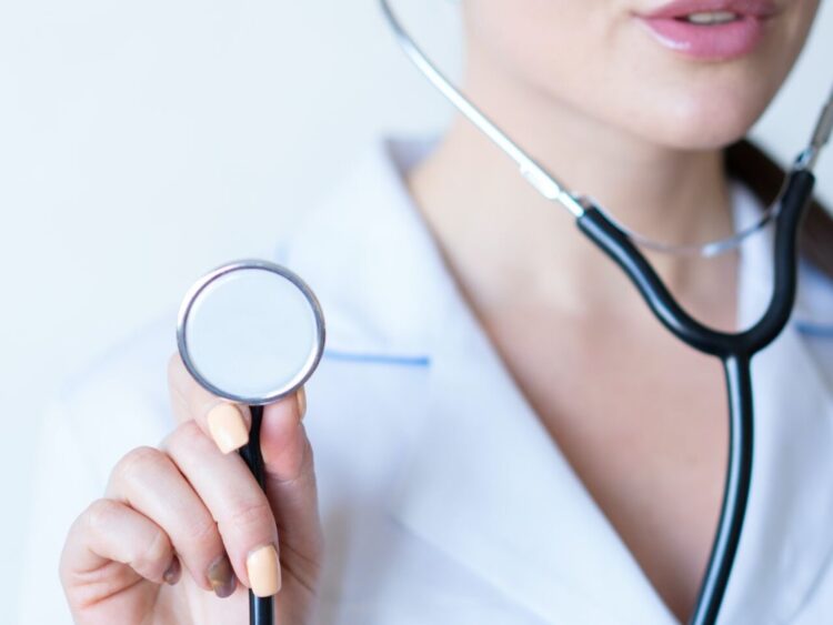 La importancia de los programas de prevención y bienestar en hospitales privados