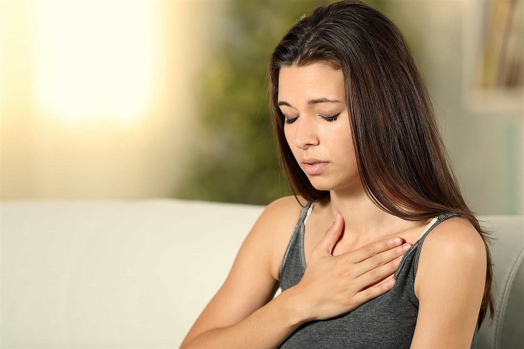 ¿Qué es la respiración de Kussmaul y qué la causa?