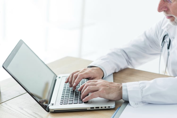 Cómo aprovechar Dr. Webinar para mejorar tu formación médica