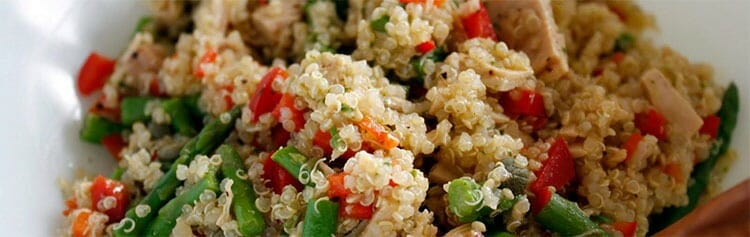Ensalada de quinoa con atún