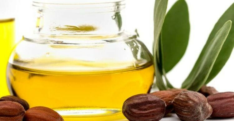 Beneficios del aceite de jojoba para el cabello